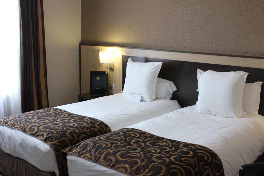 Best Western Plus Hotel Malherbe Caen Room photo